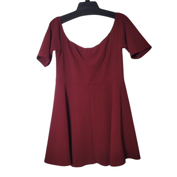 Charlotte Russe Women's Burgundy/Wine Short-Sleeve Fit & Flare Dress Size 1X - Picture 3 of 8